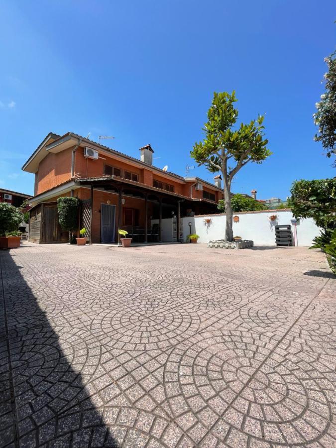 Villa Marina Торваяника Екстериор снимка